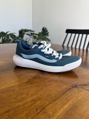 VANS MTE Ultrarange Exo Teal Men’s 8.5 Sneakers Blue Active Shoes Women’s 10